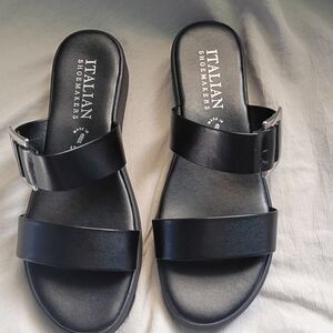 Italian Shoemakers Women's Black Sandals Size 9